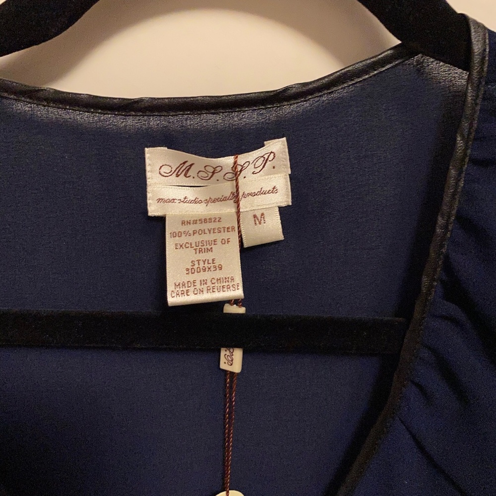 Max Studio blouse - Picture 2 of 5